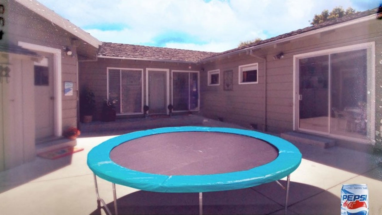 Trampoline